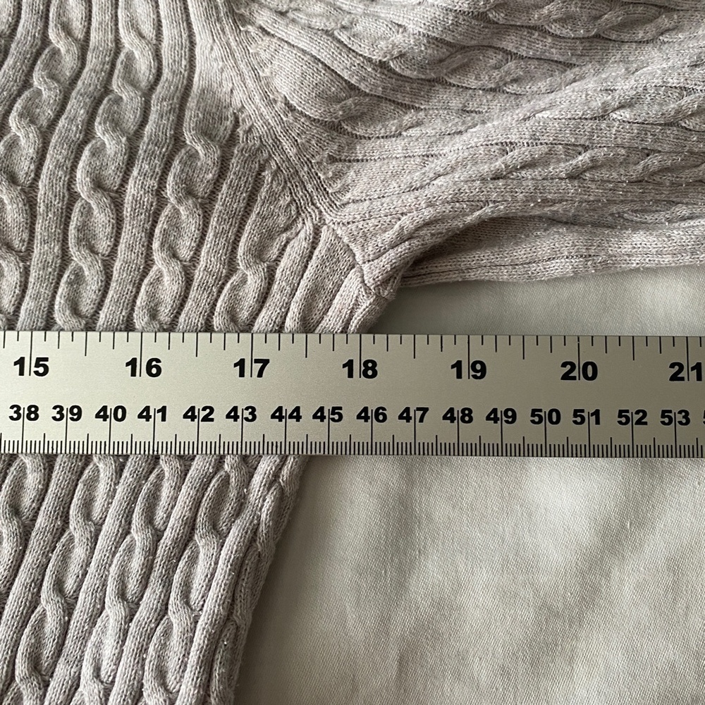 Tommy Hilfiger Women's Light Gray Cable Knit Long Sleeve Sweater Size Large - Picture 8 of 11
